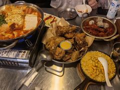 炸鸡一半一半-富乐满韩国正宗炸鸡韩国料理(虹泉路店)