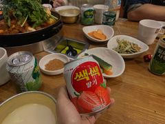 土豆排骨火锅-喇喇排骨火锅·传统韩式脊骨汤(望京西园总店)