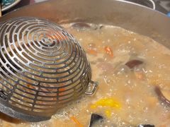 -尚尚仙·酸汤猪手·猪肚鸡火锅(华联万柳购物中心店)