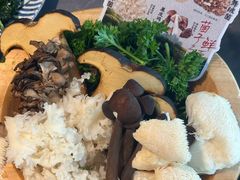 -楠小云·云南鲜菌·鲜牛自助火锅(九眼桥店)