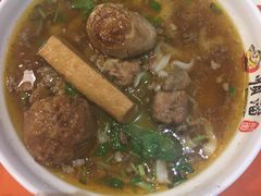 -顺溜·手工刀削面·黑金店(铜锣湾店)