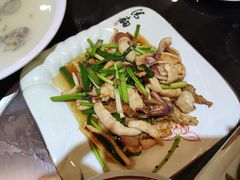 -洁神饭庄·海鲜·青岛菜·30年老字号(五四广场店)