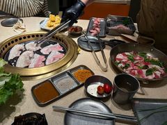 -Ant 蚂蚁洞烤肉·大营地(上海静安大悦城店)