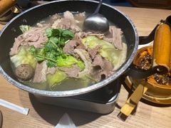 -川堂风·跷脚牛肉·乐山爆炒(宝山日月光店)