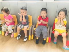 -MuaKids Garden