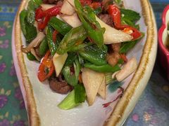 -蘑菇私房菜小馆(杨家坪西城天街店)