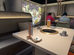 -蚂蚁洞·烤肉大营地(上海静安大悦城店)