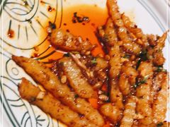 -云海肴·汽锅鸡·云南菜(天山百盛优客店)