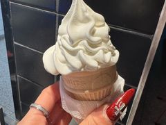 圆筒冰淇淋-麦当劳(南京文鼎广场店)