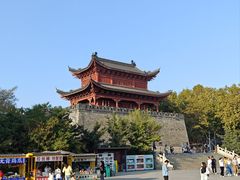 -巴陵广场