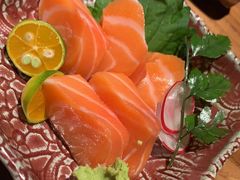 三文鱼刺身-炉胜·炉端烧·居酒屋