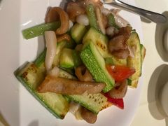 翠玉瓜野菌炒爽肉-利苑酒家(宜安广场店)