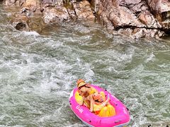 -安吉龙王山峡谷漂流