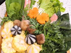 缤纷时蔬拼盘-椰子营·椰子鸡火锅(万象里店)