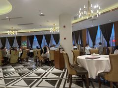 大堂-老人和饭店(淮海中路店)