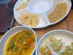 -哈啾嗨·蒙文化主题餐厅(京汉新城店)