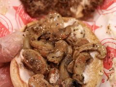 蘑菇牛肉汉堡-FATBURGER 特富客汉堡(外交公寓店)