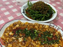 -洪霞餐馆