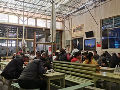 大堂-老光明岗琼甜茶馆
