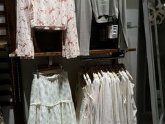 -ONE MOMENT(北京朝外店)
