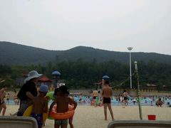 -汤山欢乐水世界