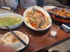 -二厨·吊桥小院·脆皮烧鸡公·本地农家菜(沿江西路店)