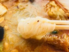 -二钢串叔麻辣烫(华龙大厦店)