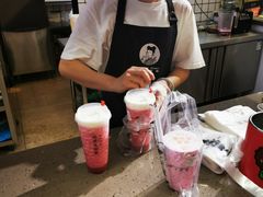 -沪上阿姨·精选茶饮(十一经路店)