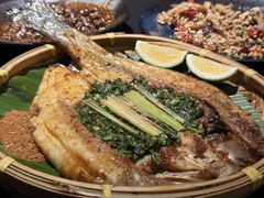 香茅草烤鱼-松茸小馆·云南特色餐厅