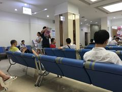 -美年大健康·体检中心(江岸分院)