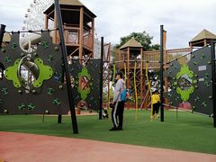 -七彩云南欢乐世界