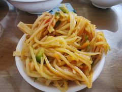 -努尔古丽奶茶