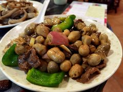 草菇炒牛肉-紫金食坊(江南西路店)