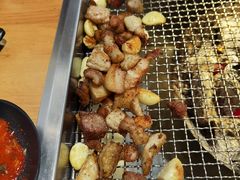 -肉甲韩国木炭烤肉(新壹街1店)