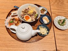 -啢啢茶寮(芳华横街店)