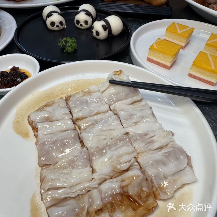 游览珠海渔女和日月贝等景点,感受珠海独特的海滨风情!