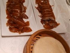 -湖庭壹品鸭王·传统北京烤鸭·别墅私房菜·庭院宵夜(江宁店)