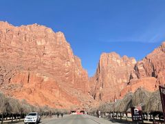 -天山神秘大峡谷