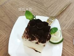 -共舞时光猫咖·狗咖(新街口店)