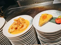 -雍容荟帝王蟹活龙虾展台自助(IFS黑金店)