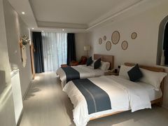 -华凌山庄·隐湖栖