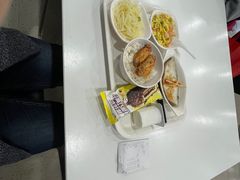 -浦东图书馆读者餐厅