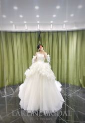 -拉瑞娜LaReine婚纱礼服高级定制
