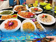 -小海豚•老字号海鲜餐厅(天涯店)