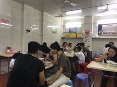 大堂-非遗·爱西干面(小公园总店)