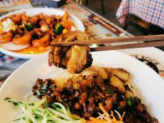 -鼓楼吃面·肉啃肉(南锣鼓巷店)