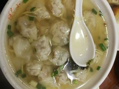 鲜肉小馄饨-小姜锅贴(凤凰街店)