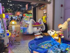 -卡通尼乐园(新达汇三林店)