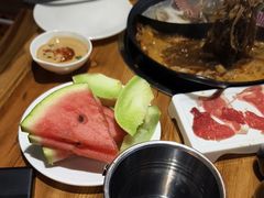 -香逸山自助火锅
