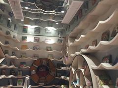 -钟书阁(群光广场店)